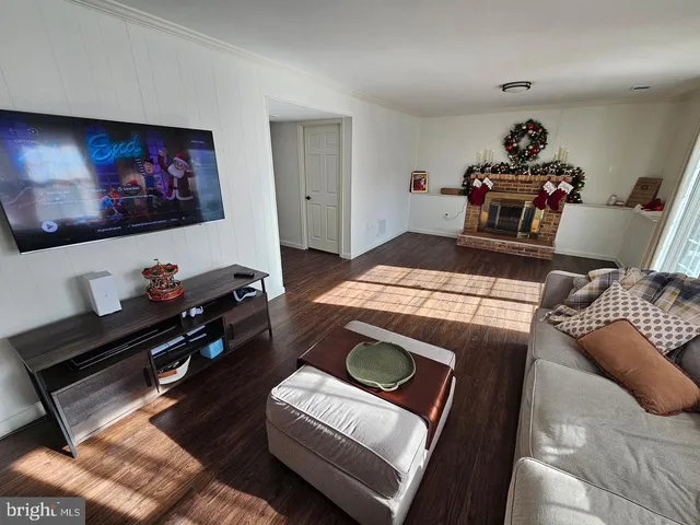 $3,500 | 5909 Wood Sorrels Court, Burke, VA 22015