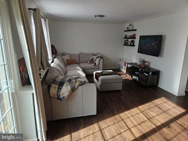 $3,500 | 5909 Wood Sorrels Court, Burke, VA 22015