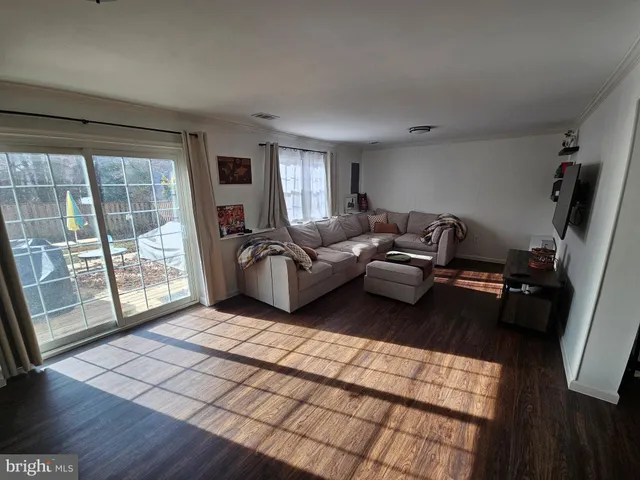 $3,500 | 5909 Wood Sorrels Court, Burke, VA 22015