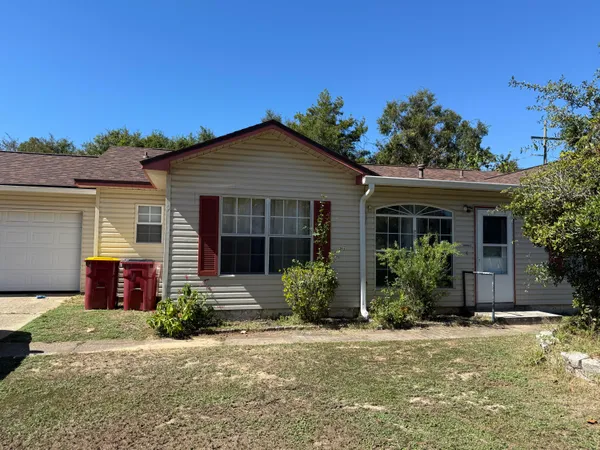 $195,000 | 216 Brookmeade Drive, Crestview, FL 32539