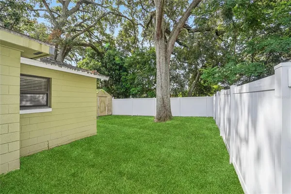 $2,500 | 1404 Davidson Street, Orlando, FL 32804