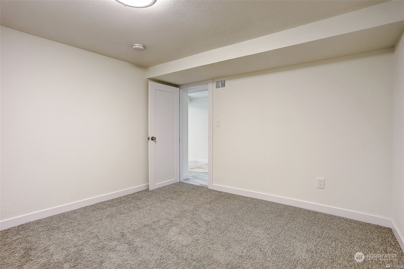 8421 16th Avenue Southwest Seattle, WA 98106 - Photo 16 of 16 a view of an empty room