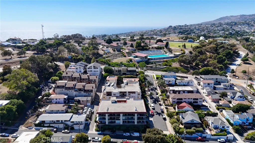 711 West 33rd Street San Pedro, CA 90731 - Photo 61 of 73 an aerial view of multiple house