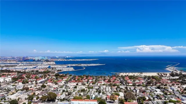 $969,000 | 711 West 33rd Street, San Pedro, CA 90731