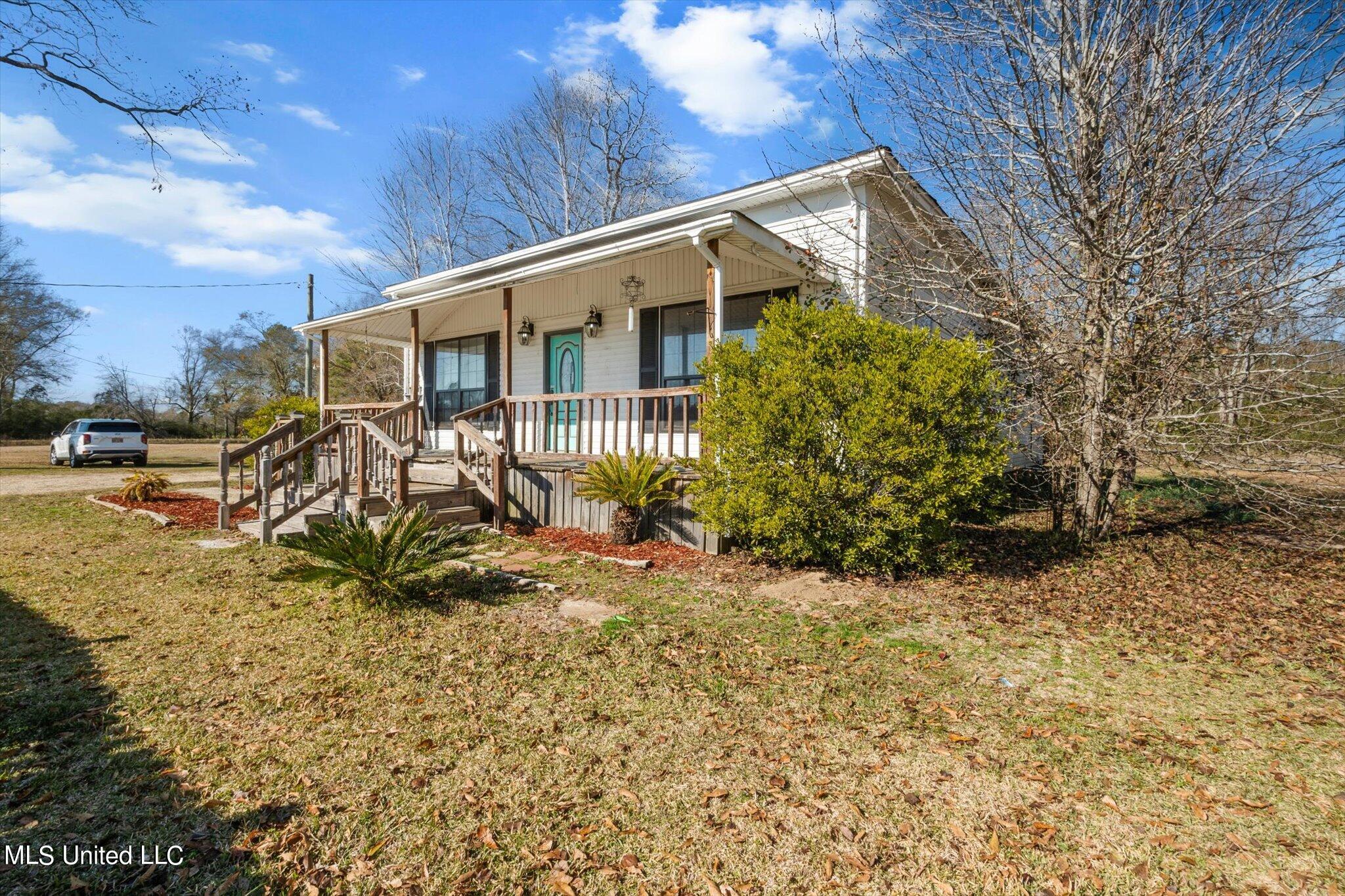 147 Rayner Road Moselle, MS 39459 - Photo 5 of 34 04-STA09817