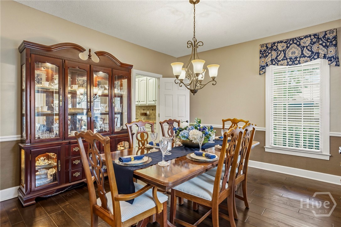 129 Cambridge Drive Rincon, GA 31326 - Photo 3 of 37 Dining Room 1