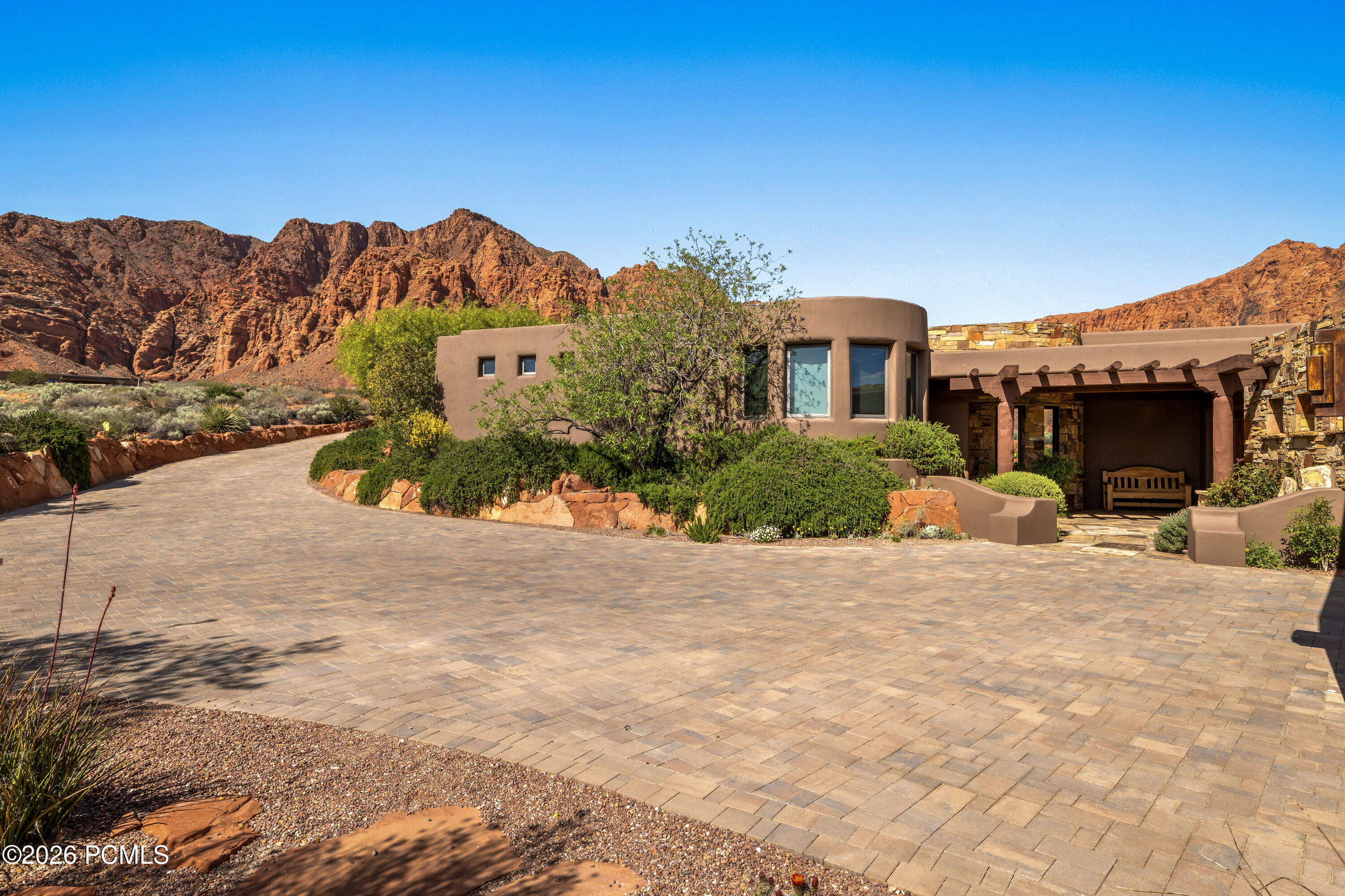 941 Sipala Trail Ivins, UT 84738 - Photo 3 of 90