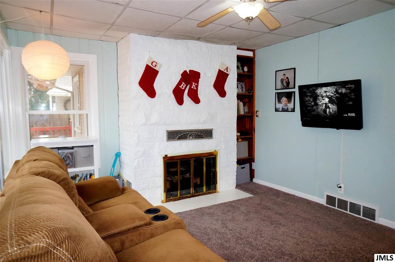739 Briarcliff Road Jackson, MI 49203 - Photo 17 of 34 Photo 17