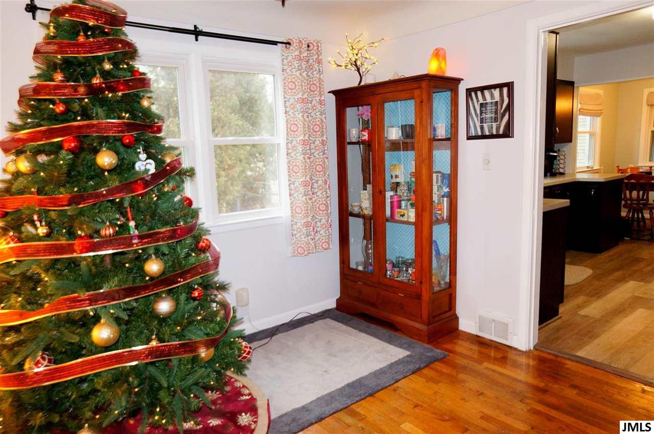739 Briarcliff Road Jackson, MI 49203 - Photo 4 of 34 Photo 4