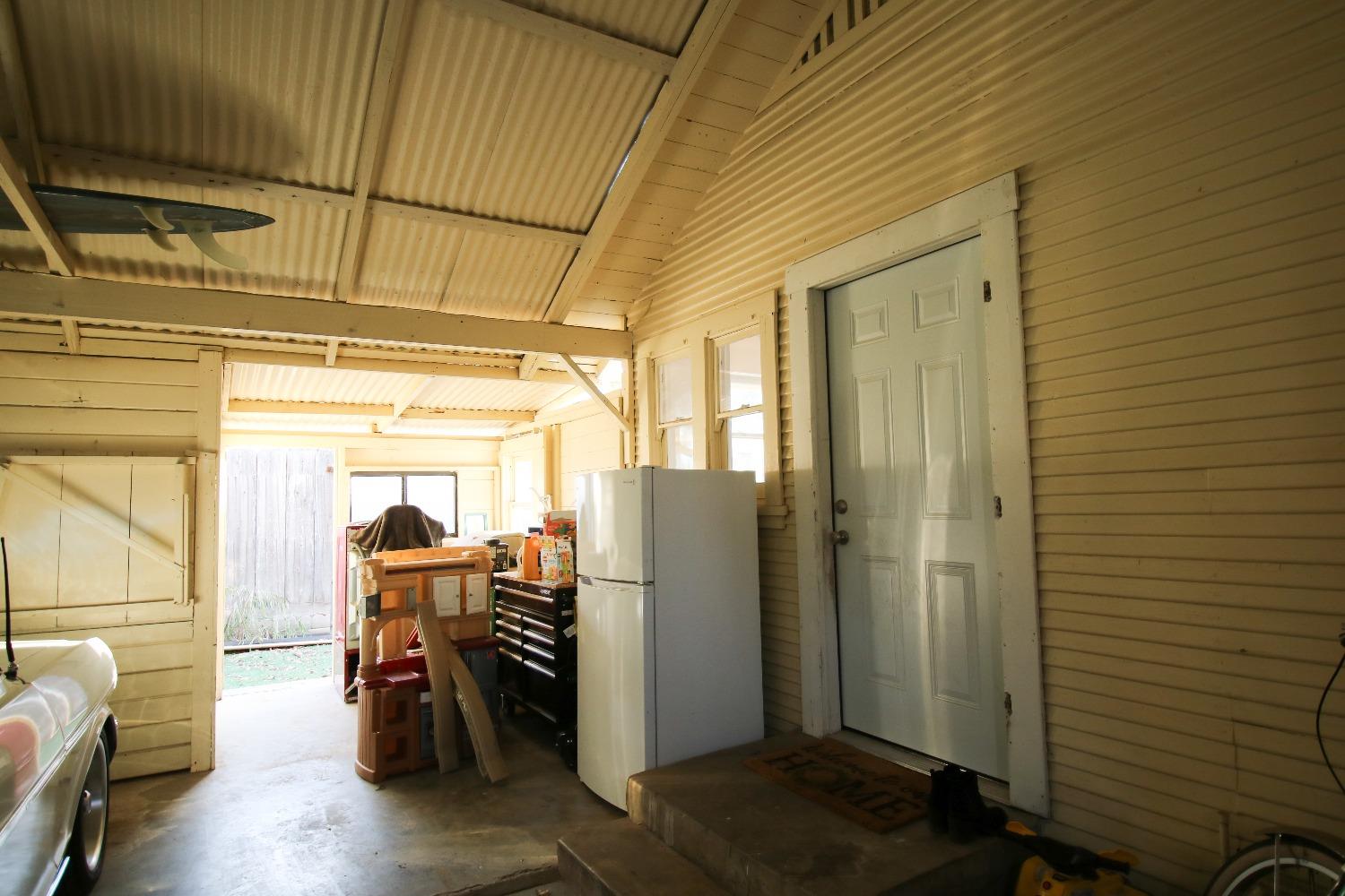 960 South Klein Avenue Reedley, CA 93654 - Photo 16 of 20 Gallery Image 16