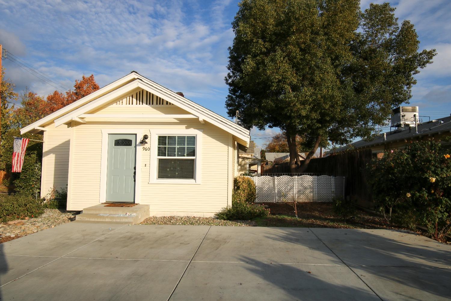 960 South Klein Avenue Reedley, CA 93654 - Photo 3 of 20 Gallery Image 3