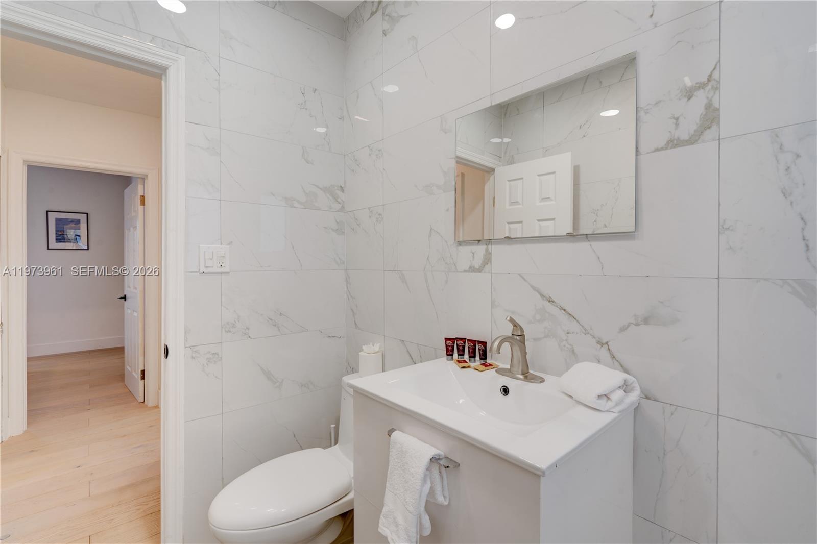 347 Northeast 110th Street Miami, FL 33161 - Photo 23 of 35