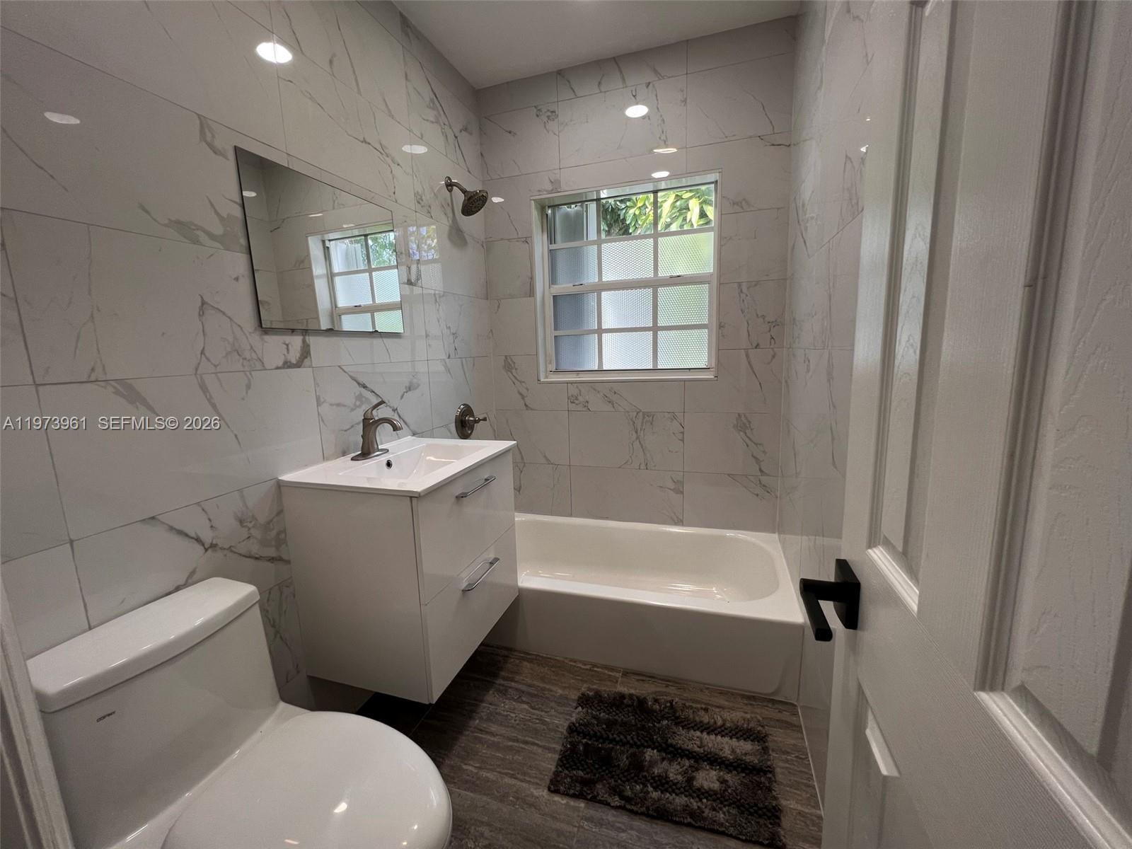 347 Northeast 110th Street Miami, FL 33161 - Photo 29 of 35