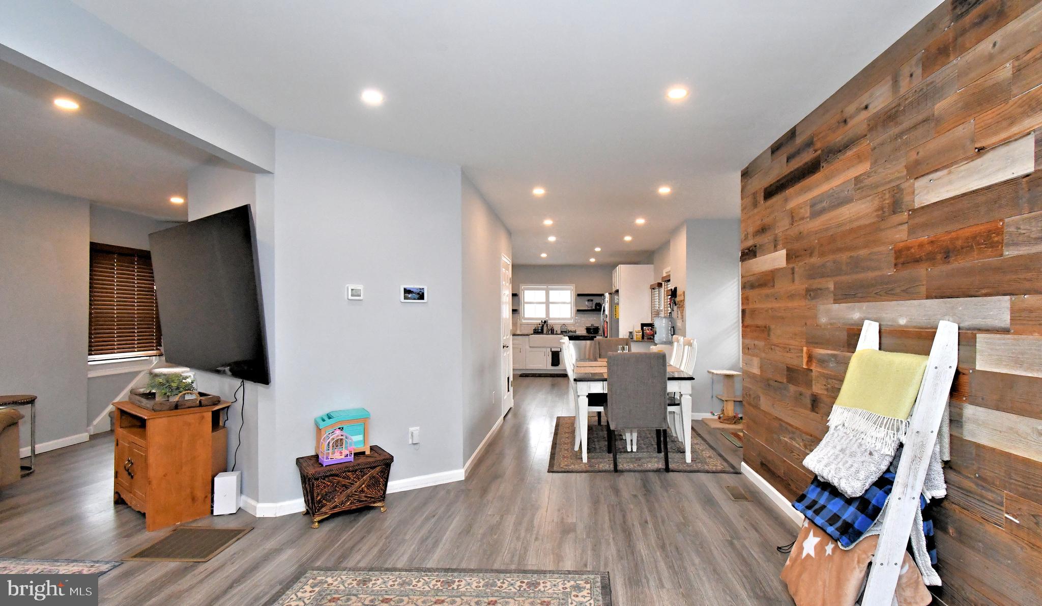 510 North Pleasantview Road Pottstown, PA 19464 - Photo 6 of 37 a living room with furniture and wooden floor