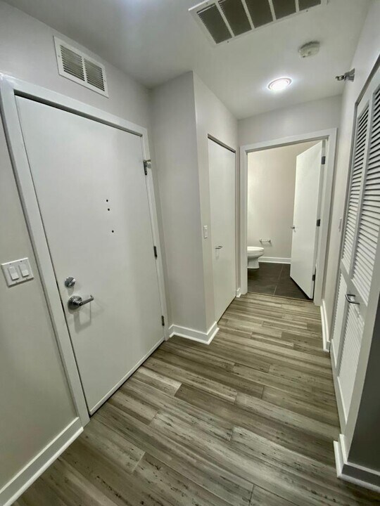 901 West Madison Street, Unit 912 Chicago, IL 60607 - Photo 1 of 1