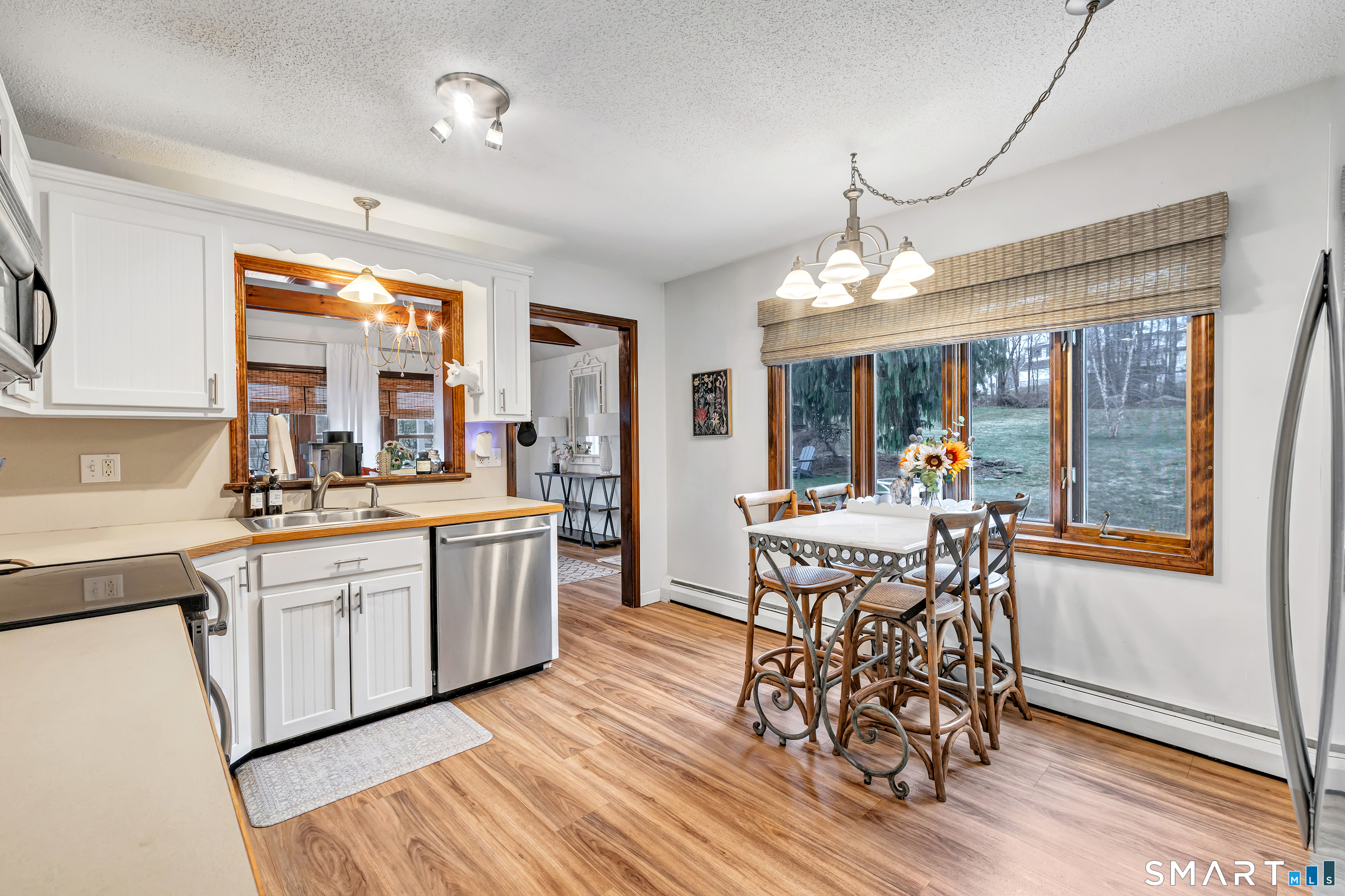 18 Oakdale Road Plymouth, CT 06786 - Photo 12 of 38