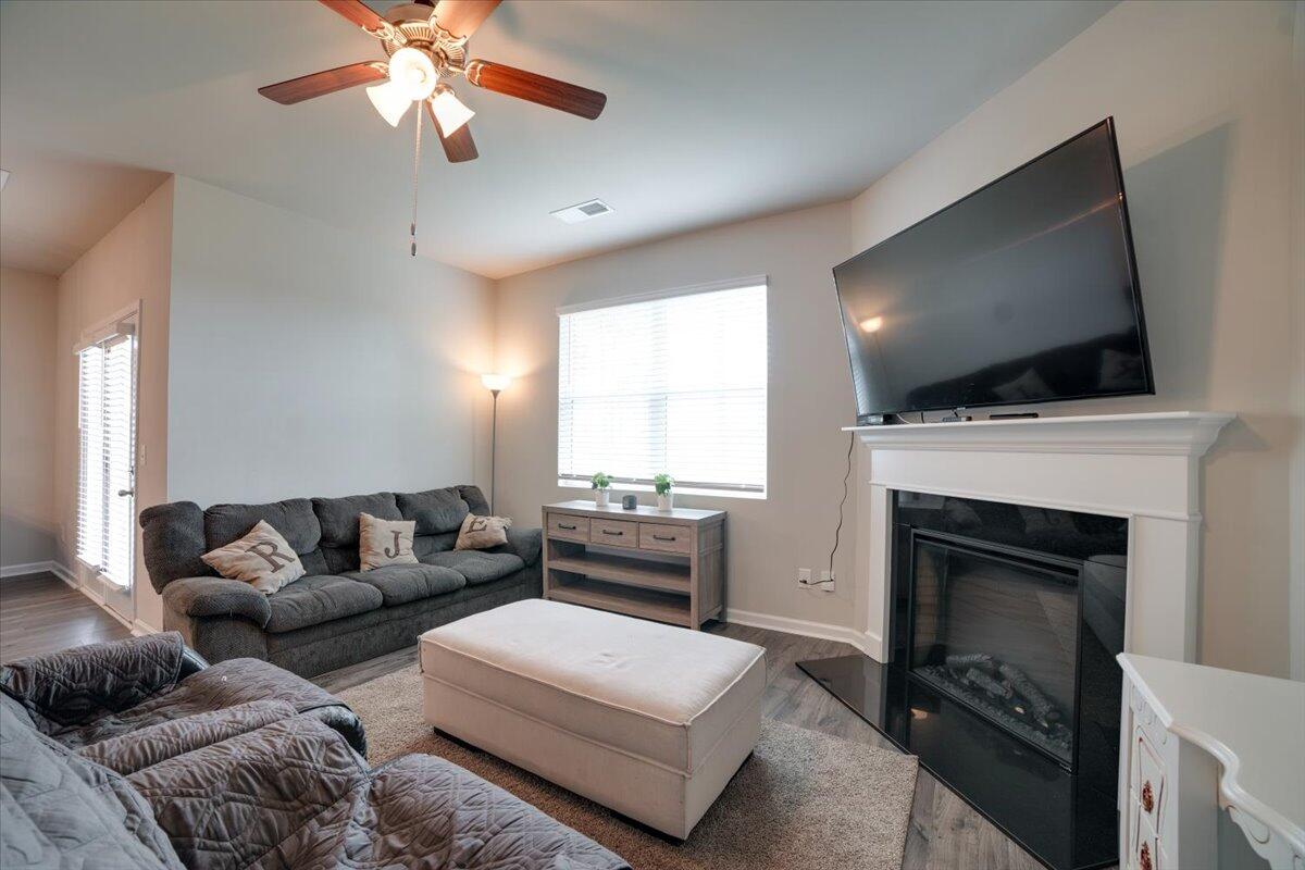 993 Hay Meadow Dr. Augusta, GA 30909 - Photo 15 of 30 LIVING ROOM