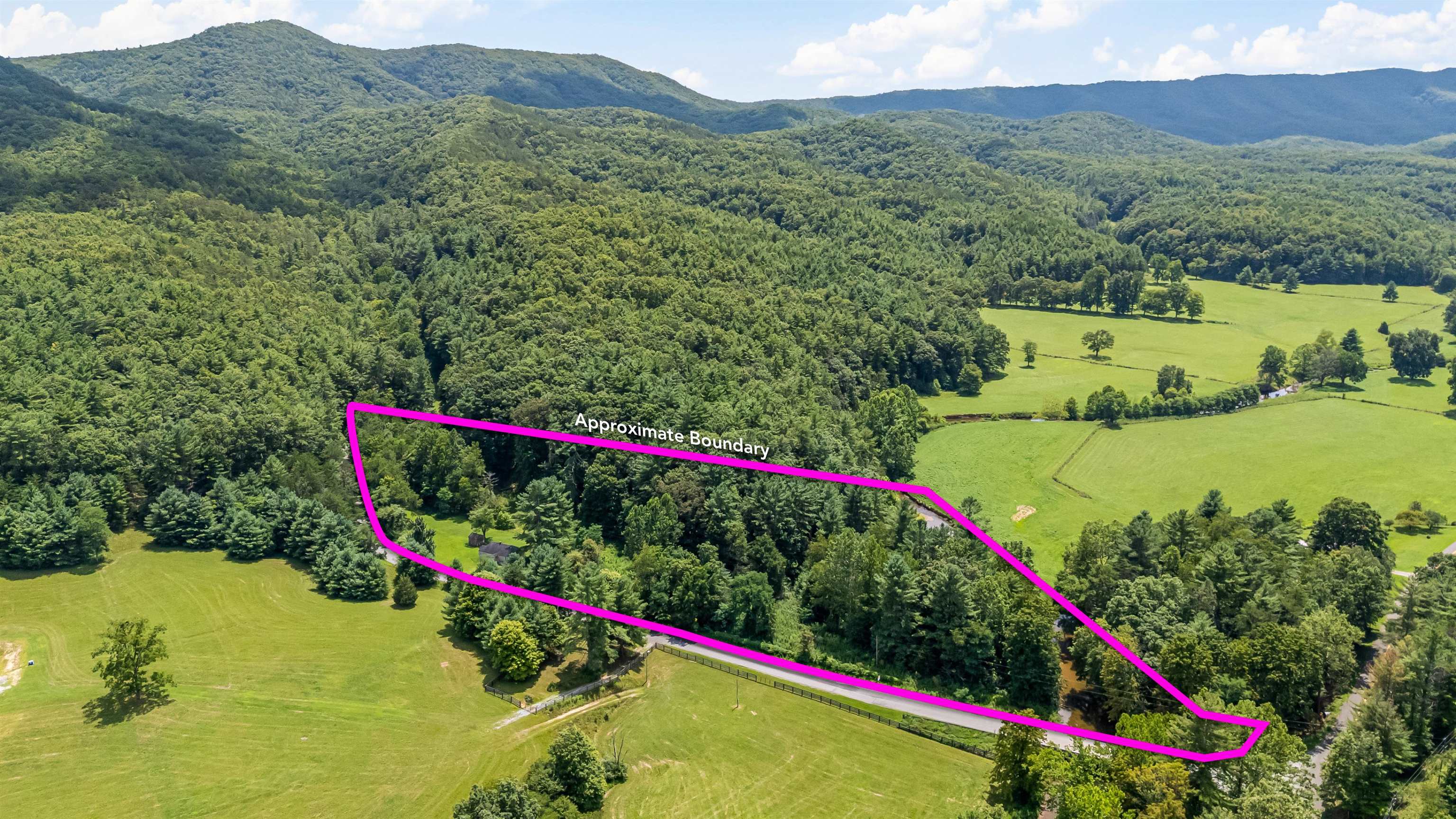 5685 Robinson Tract Road Pulaski, VA 24301 - Photo 6 of 82 Gallery Image 6