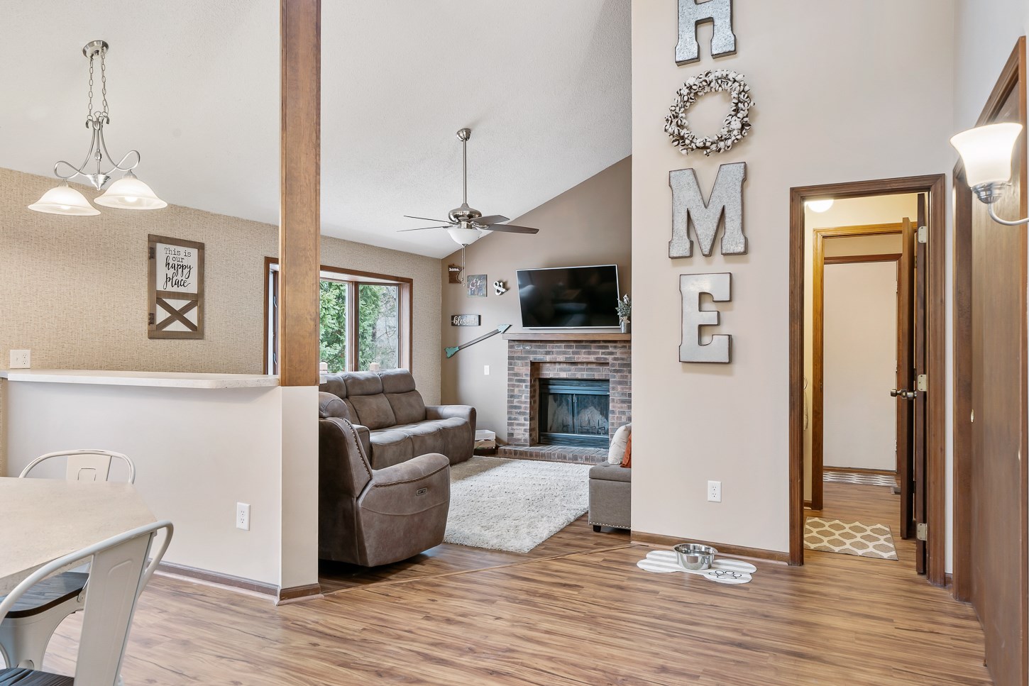 17707 Auburn Road Huntertown, IN 46748 - Photo 9 of 36 Gallery Image 9