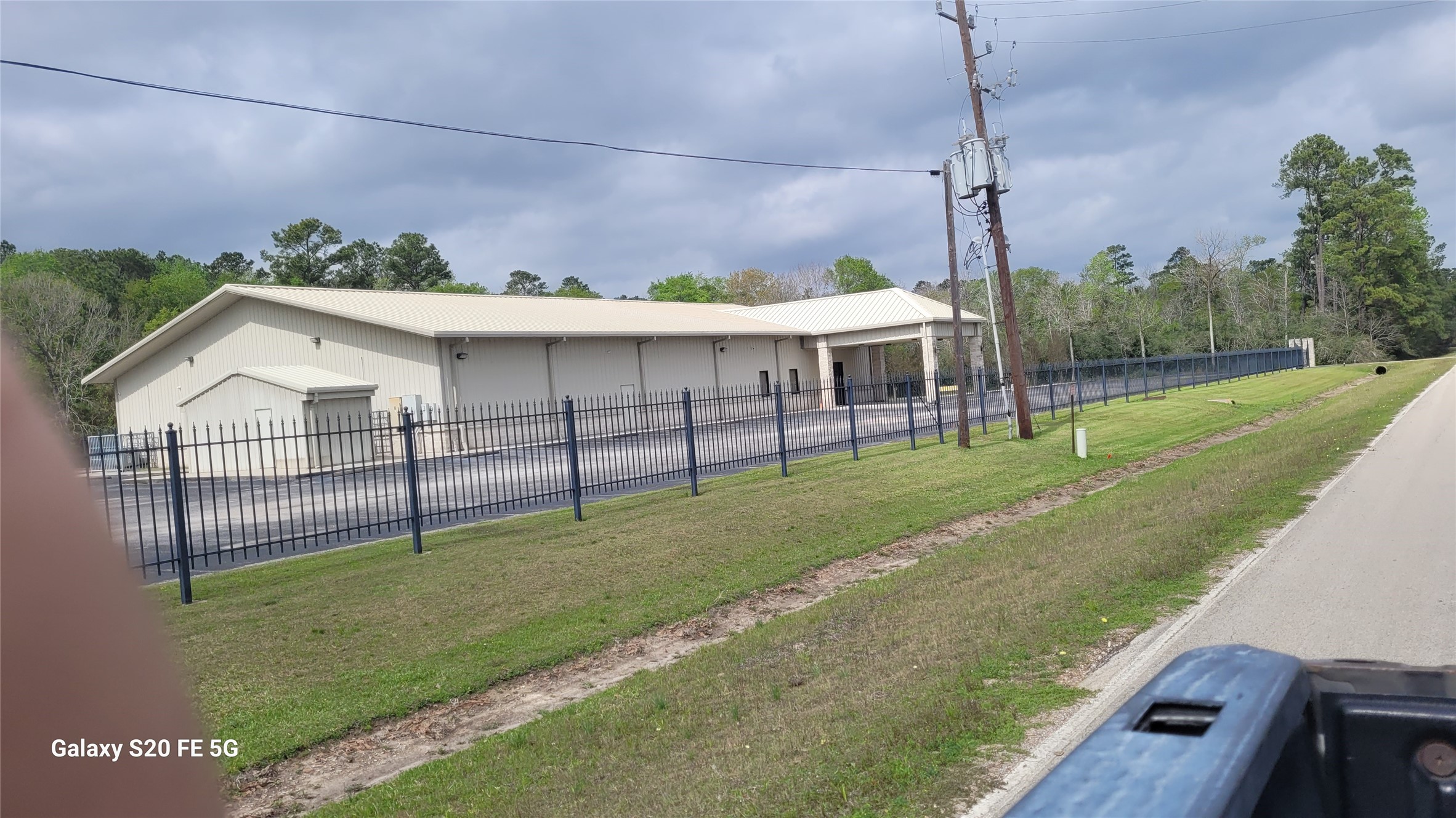 0 Broze Road Humble, TX 77338 - Photo 23 of 25 a view of a backyard with a garden