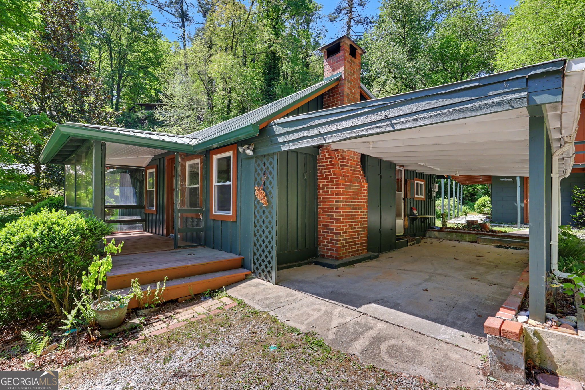138 Taylors Chapel Road Rabun Gap, GA 30568 - Photo 4 of 52