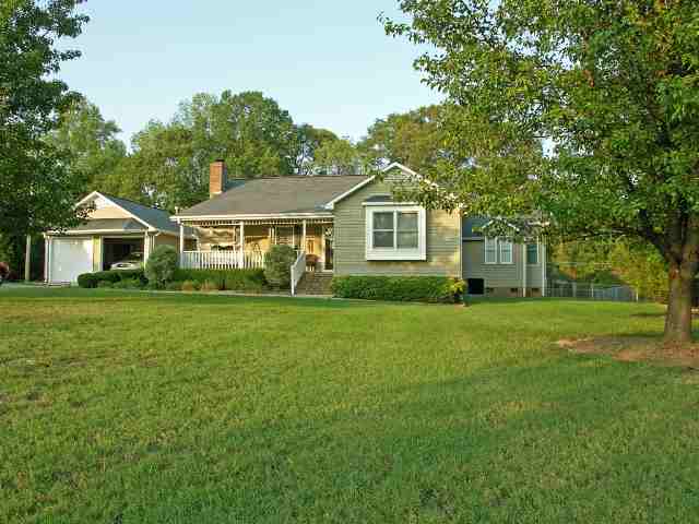 145 Dustin Street Easley, SC 29642 - Photo 1 of 25