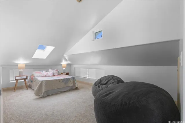 $2,250,000 | 53-853 Kamehameha Highway, Hauula, HI 96717