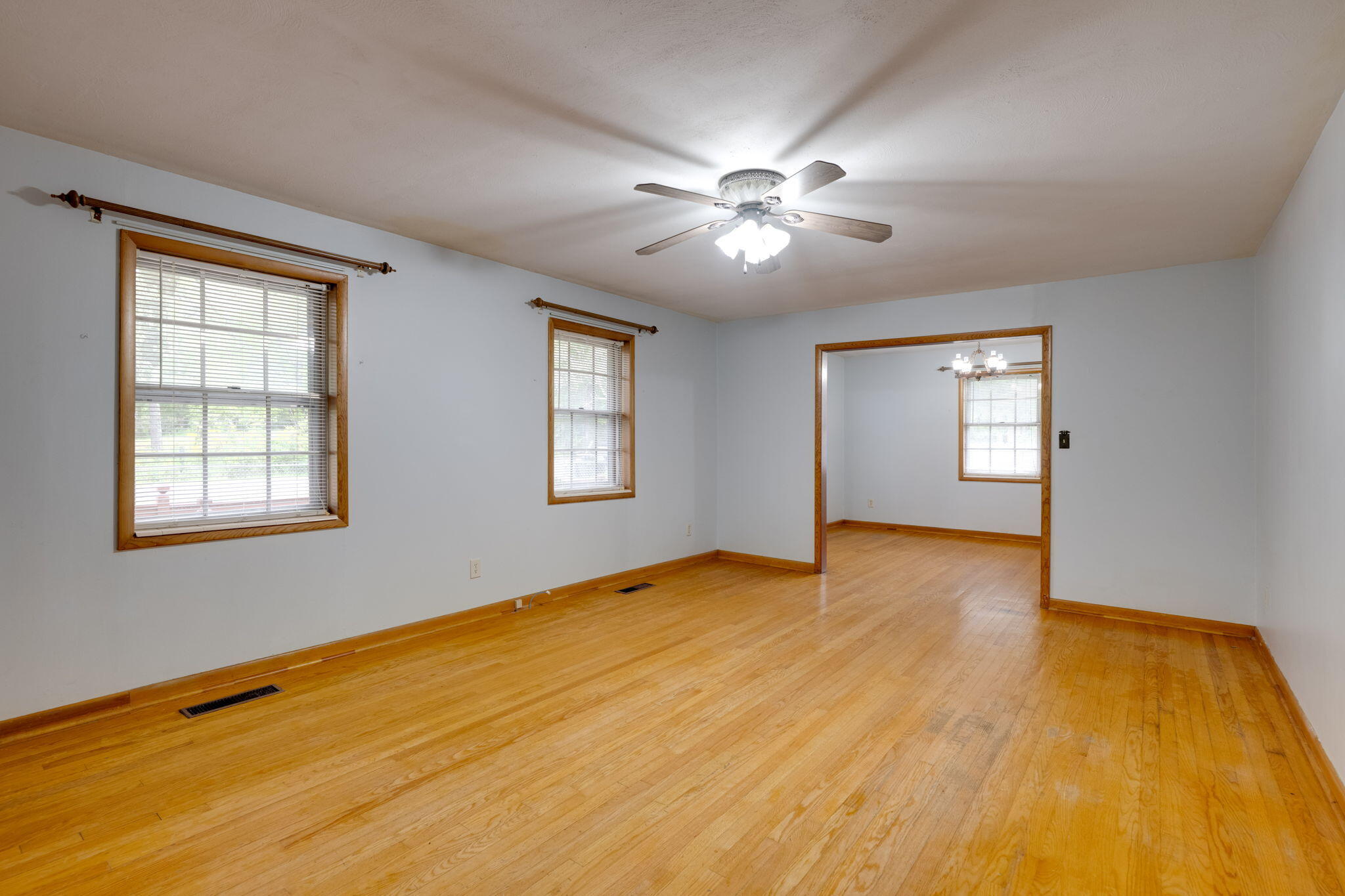 146 Mysinger Road Cleveland, TN 37311 - Photo 14 of 38 11-web-or-mls-DSC_1178-21