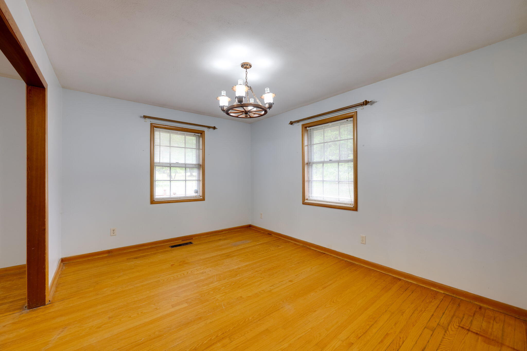146 Mysinger Road Cleveland, TN 37311 - Photo 17 of 38 14-web-or-mls-DSC_1184-27