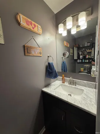 $170,000 | 103 West Dogwood Lane, Portland, IN 47371