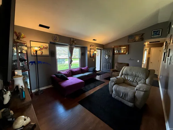 $170,000 | 103 West Dogwood Lane, Portland, IN 47371