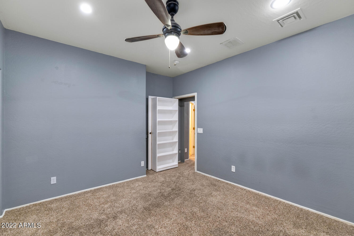 3756 East Del Rio Street Gilbert, AZ 85295 - Photo 25 of 41 Basement bedroom #2