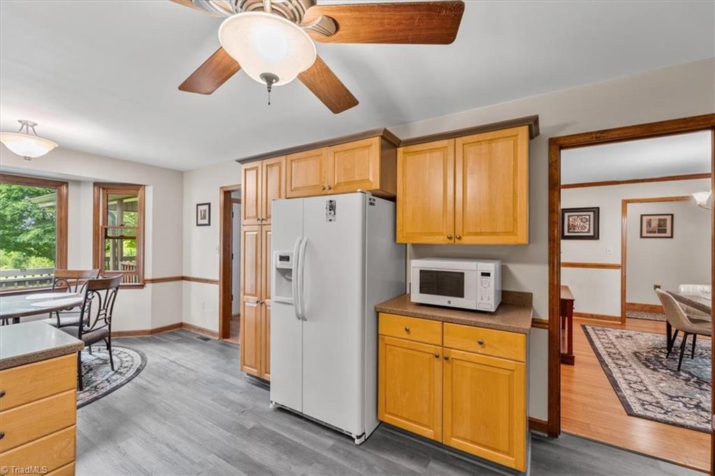 861 Central Road Clemmons, NC 27012 - Photo 14 of 33 Gallery Image 14