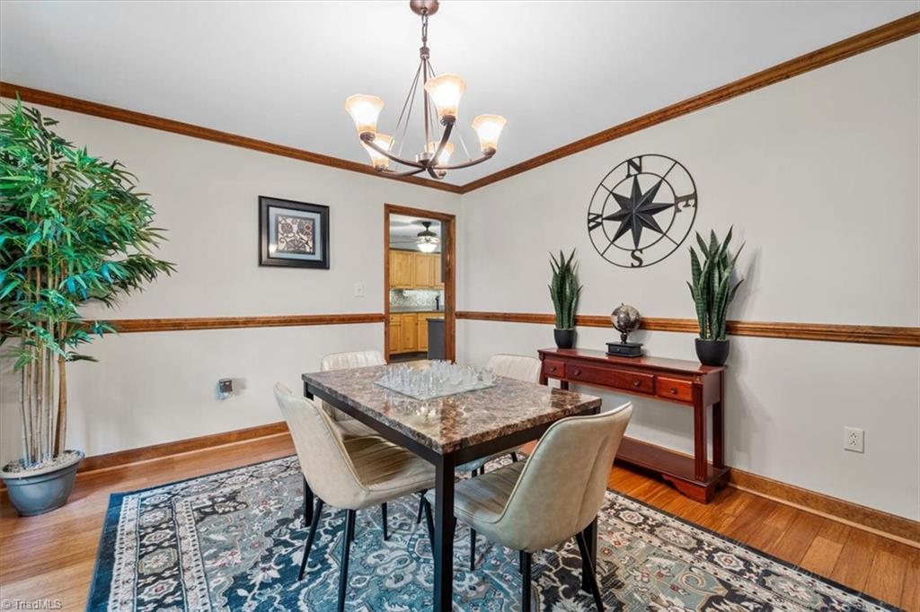 861 Central Road Clemmons, NC 27012 - Photo 4 of 33 Gallery Image 4