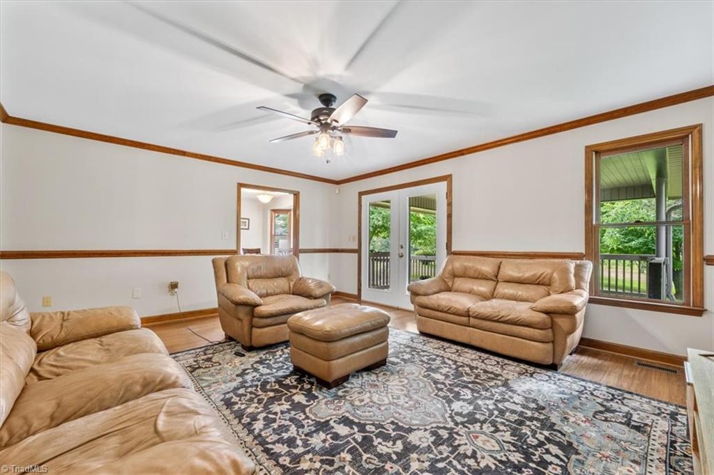 861 Central Road Clemmons, NC 27012 - Photo 7 of 33 Gallery Image 7