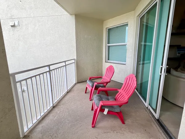 $4,900 | 975 Northwest Flagler Avenue, Unit 301, Stuart, FL 34994