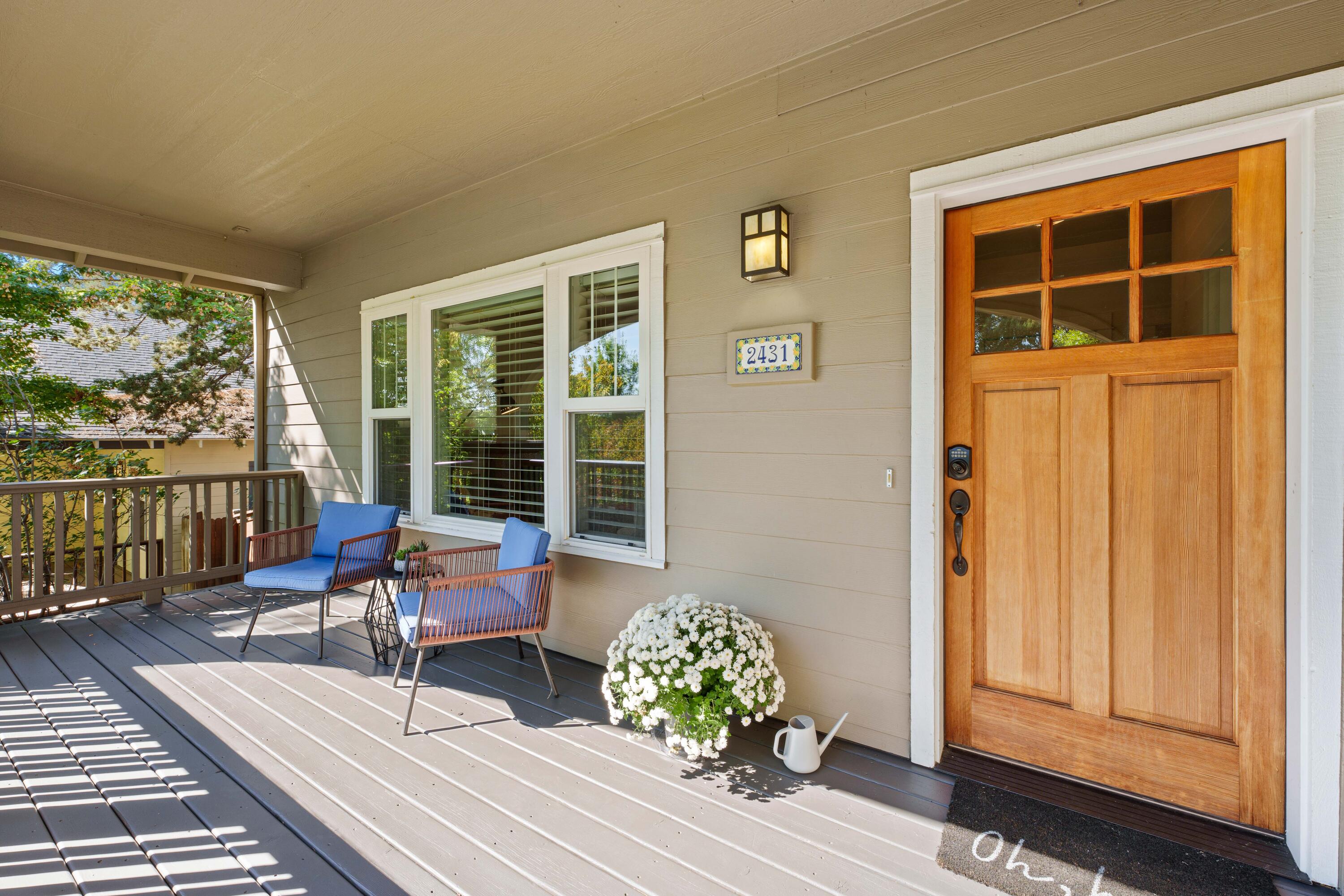 2431 Northwest Awbrey Road Bend, OR 97703 - Photo 3 of 35 DSC06498