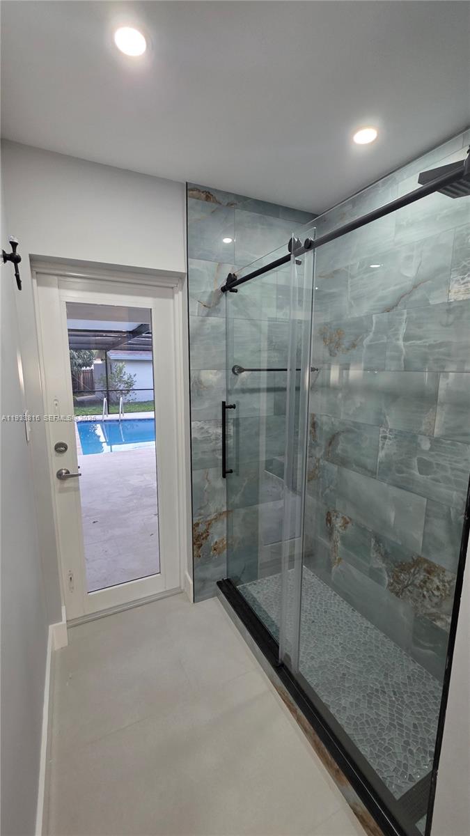 10540 Southwest 125th Street Miami, FL 33176 - Photo 18 of 31 a bathroom with a shower
