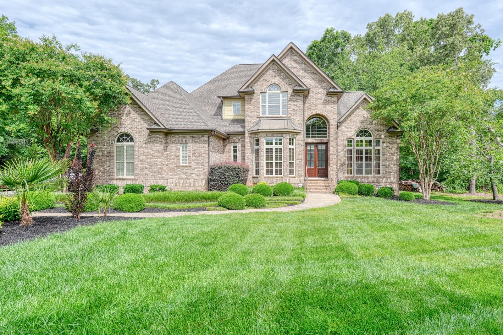 122 Beacon Hill Road Duncan, SC 29334 - Photo 1 of 49