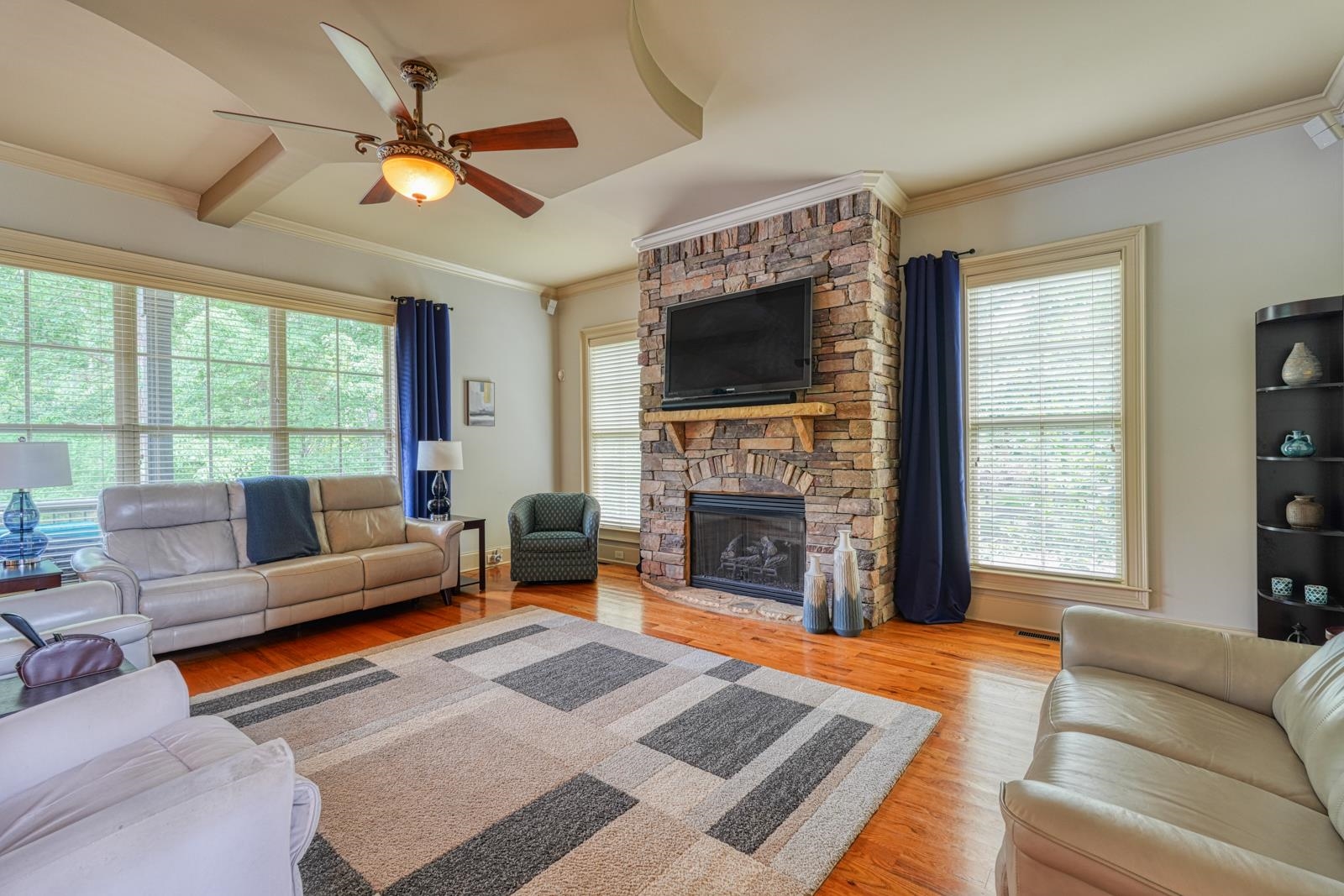 122 Beacon Hill Road Duncan, SC 29334 - Photo 7 of 49