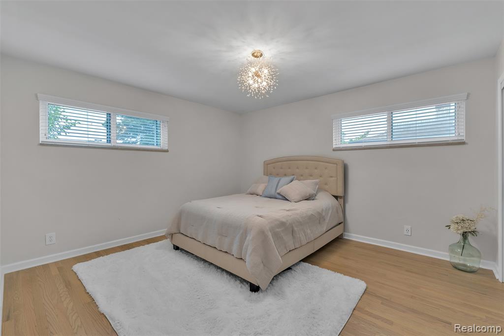 765 Vernier Road Grosse Pointe Woods, MI 48236 - Photo 27 of 49