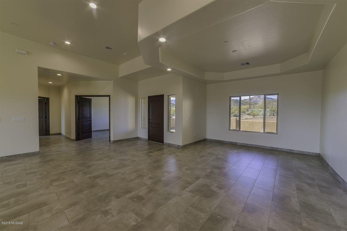 6270 West Sunset Road Tucson, AZ 85743 - Photo 8 of 25 Gallery Image 8
