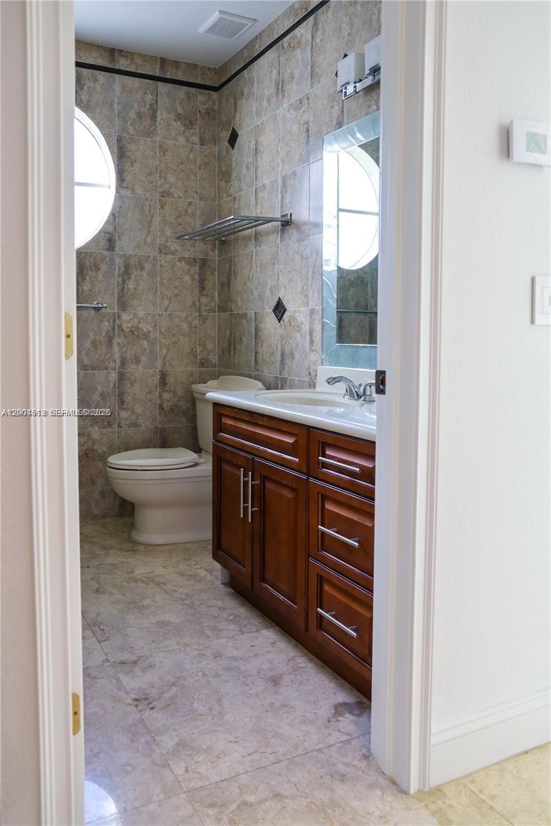 16473 Southwest 59th Terrace Miami, FL 33193 - Photo 32 of 35