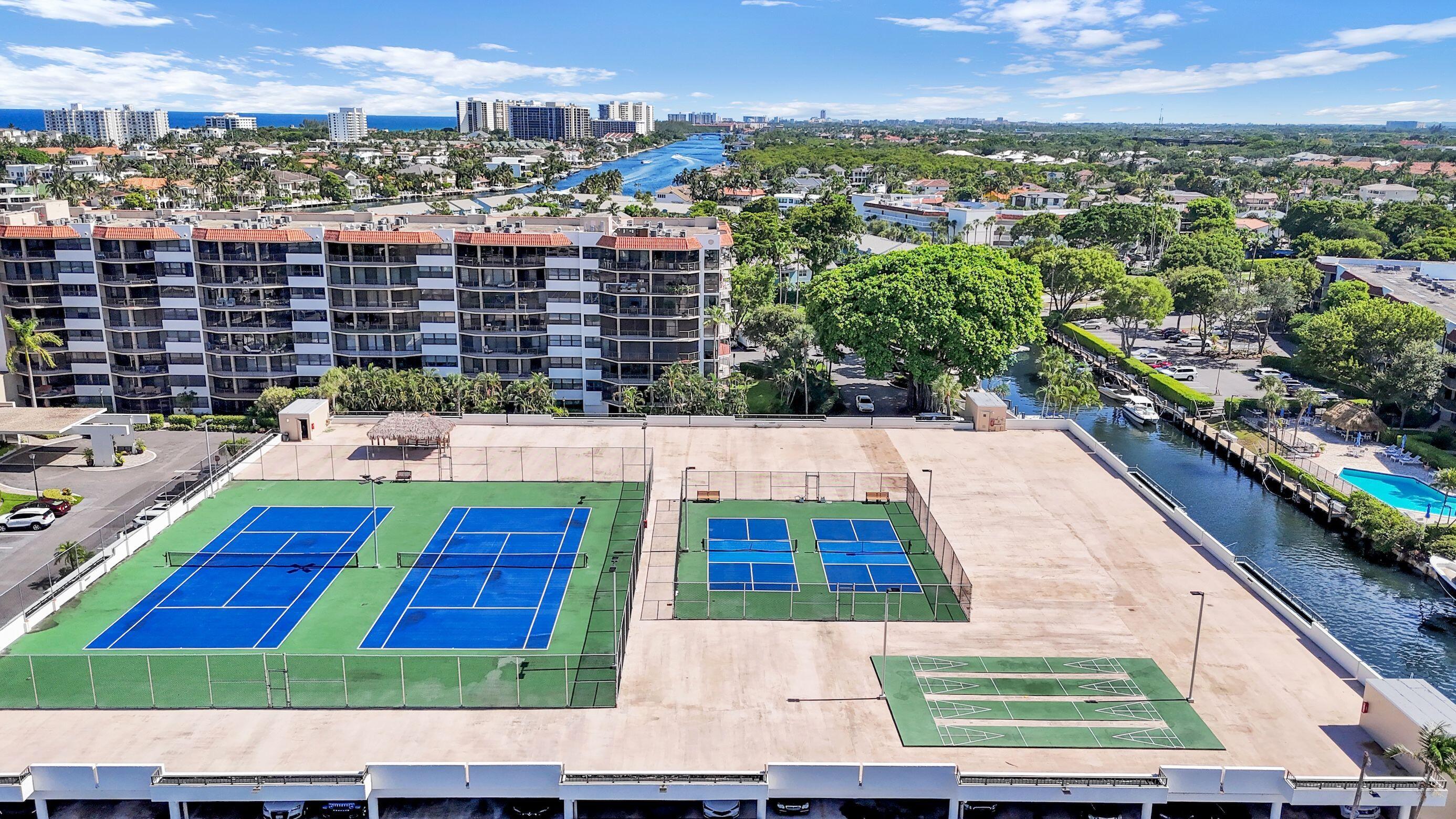 899 Jeffery Street, Unit 809 Boca Raton, FL 33487 - Photo 60 of 96 PB aerial Pickleball and Tennis pic