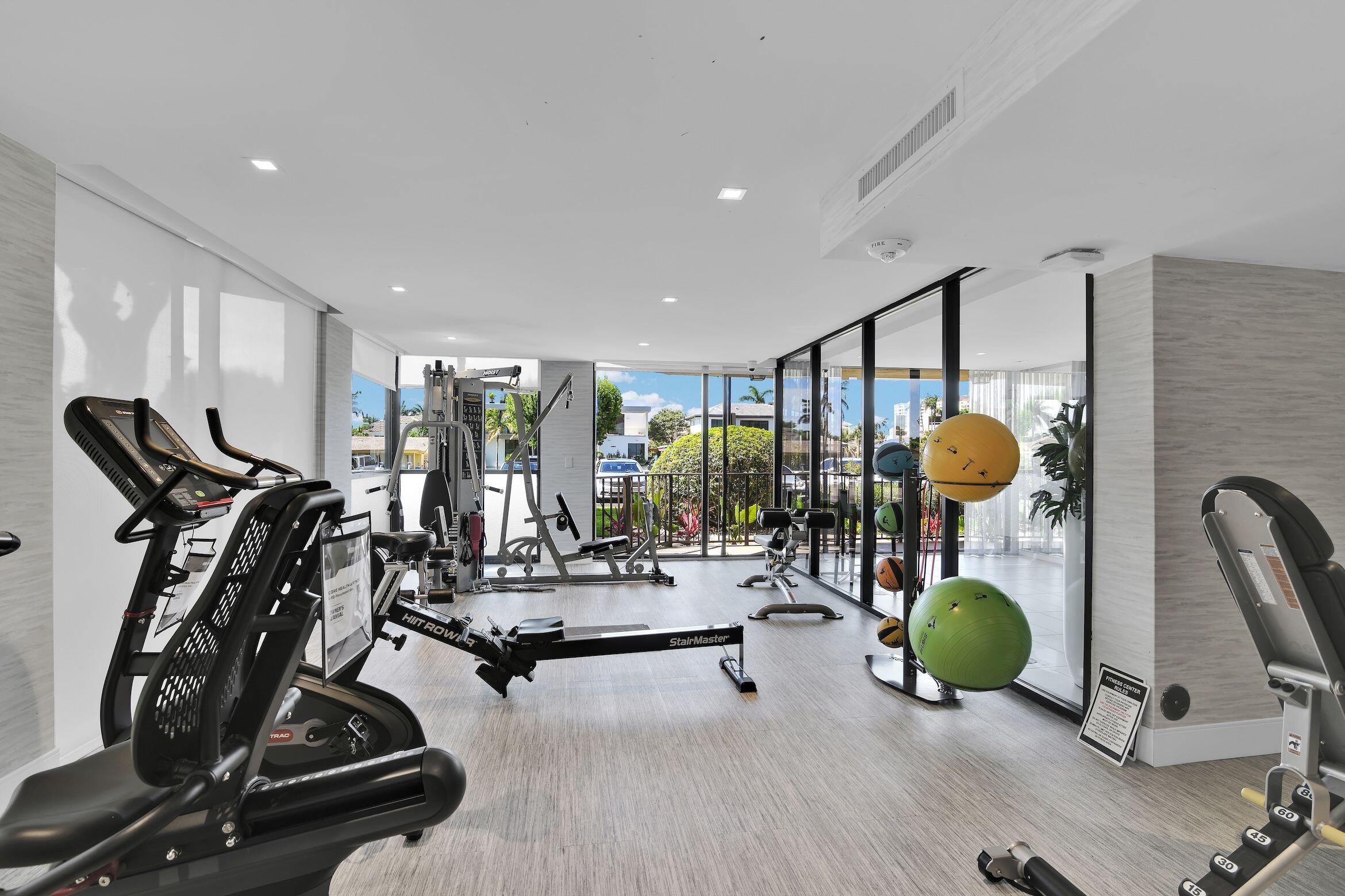 899 Jeffery Street, Unit 809 Boca Raton, FL 33487 - Photo 73 of 96 a view of a room with gym equipment