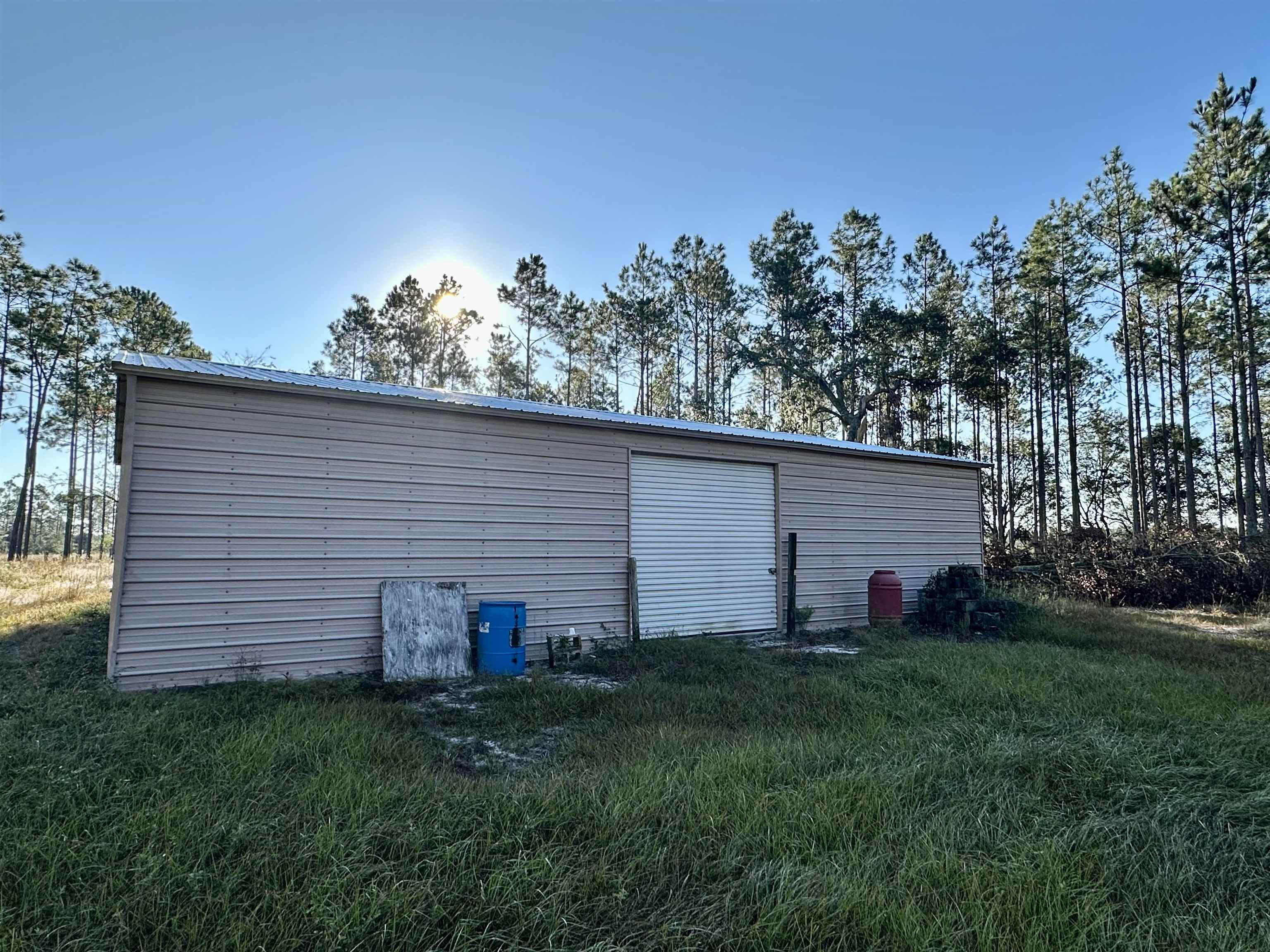 771 Southwest Kelly 28 Road Lee, FL 32059 - Photo 31 of 32 Gallery Image 31