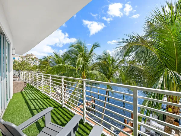 $8,500 | 444 Hendricks Isle, Unit 301, Fort Lauderdale, FL 33301
