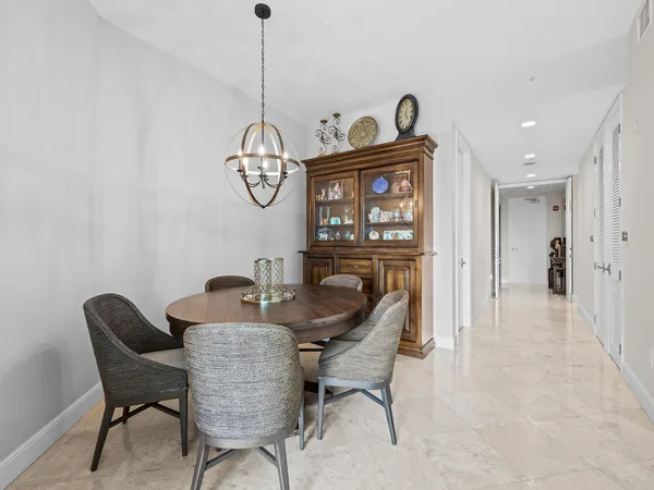 $8,500 | 444 Hendricks Isle, Unit 301, Fort Lauderdale, FL 33301