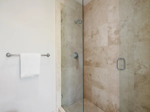 $8,500 | 444 Hendricks Isle, Unit 301, Fort Lauderdale, FL 33301