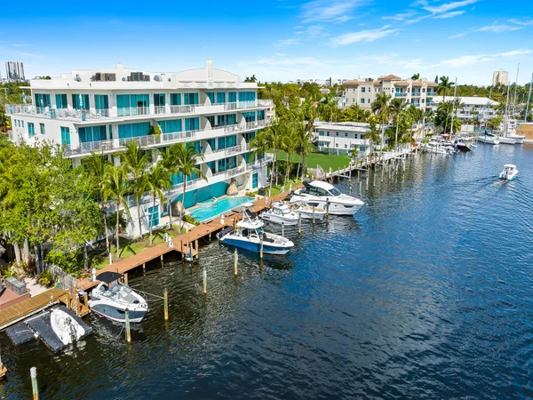 $8,500 | 444 Hendricks Isle, Unit 301, Fort Lauderdale, FL 33301